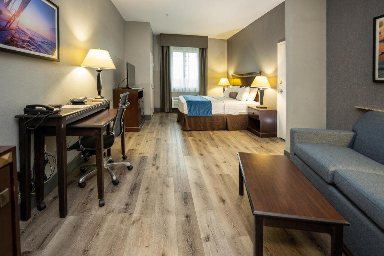 Hotel Comfort - Kemah 3*